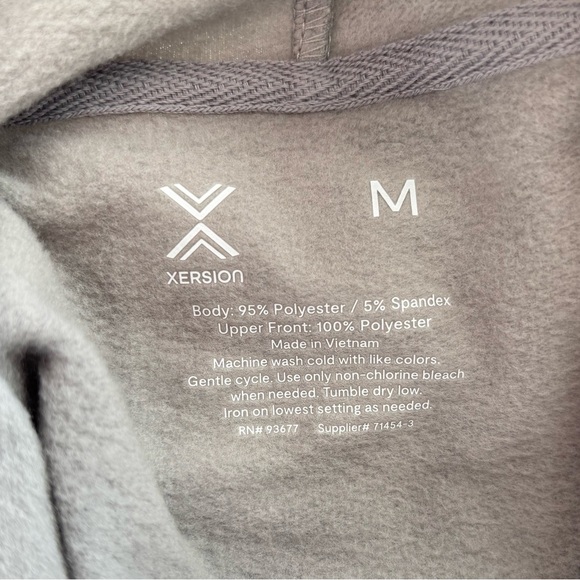 NWT Reebok Xersion Funnel Neck Pullover Sweater - Picture 8 of 9